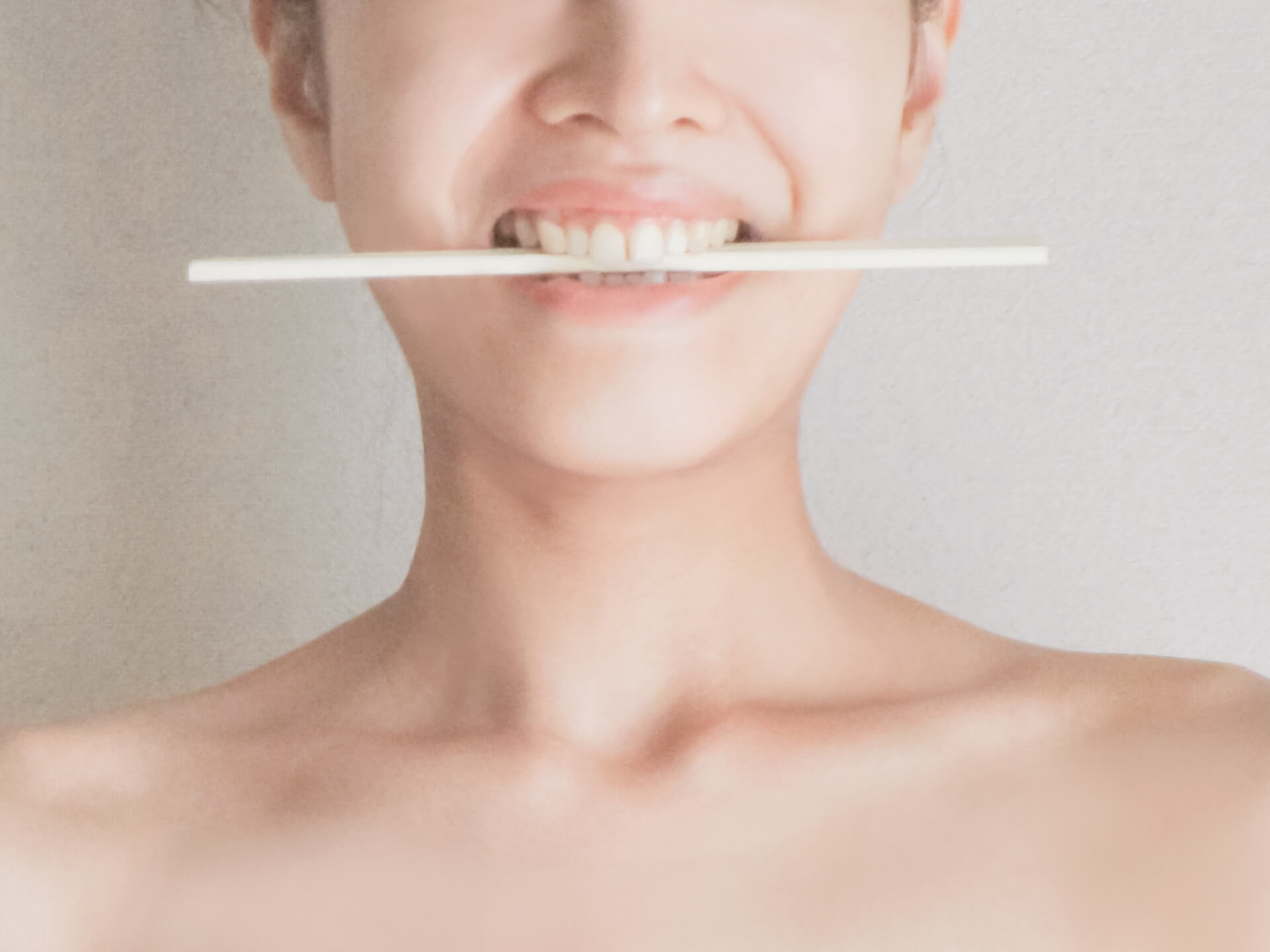 初心者でも簡単！表情筋トレーニングの方法